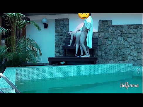 ❤️ Boss ngajak prawan menyang blumbang, nanging ora bisa nolak panas ️ Porno ing kita ☑